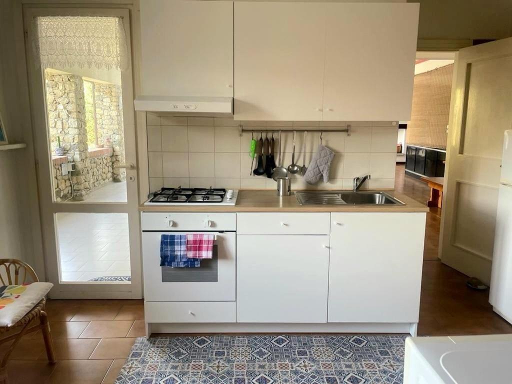 Villa Ai Sugheri Deiva Marina Kültér fotó