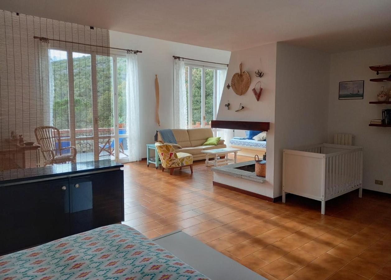 Villa Ai Sugheri Deiva Marina Kültér fotó