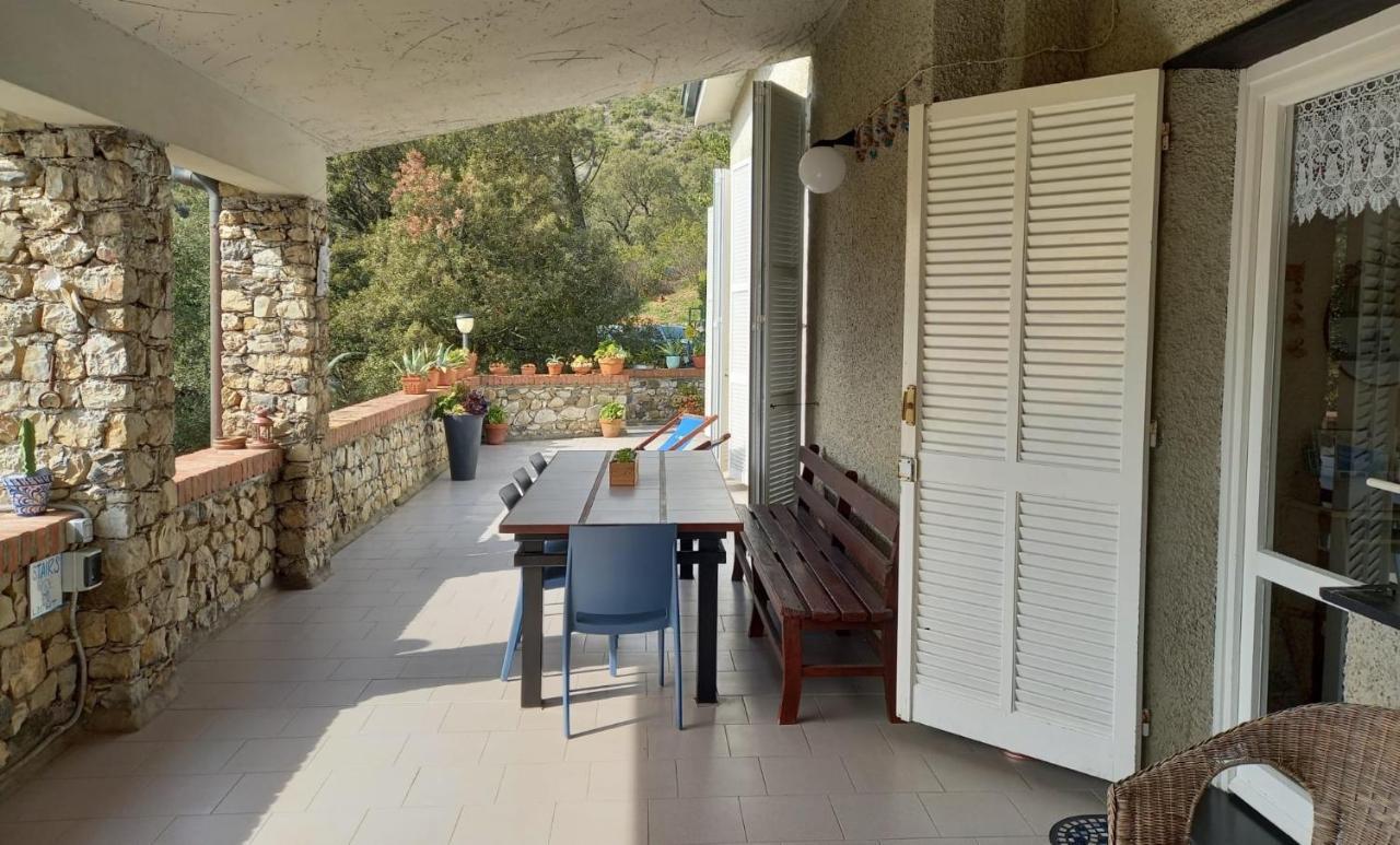 Villa Ai Sugheri Deiva Marina Kültér fotó